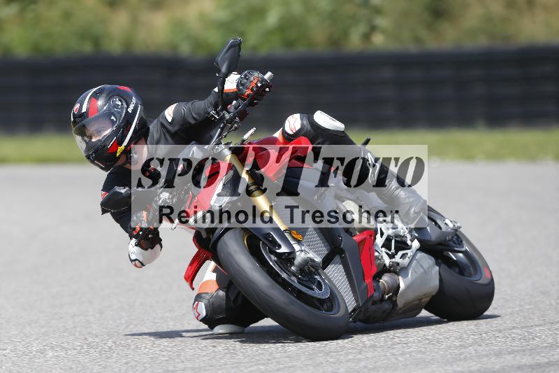 /27 12.06.2025 Ducati Schweiz Trackday Warmup  ADR/gelb-jeaune/ohne